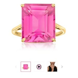 Gorgeous 12 carat gold ring with pink topaz